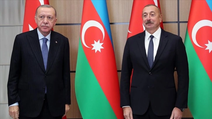 Azerbaycan Cumhurbaşkanı Aliyev: Tarihi tığ Türkiye ile beraberce yazıyoruz
