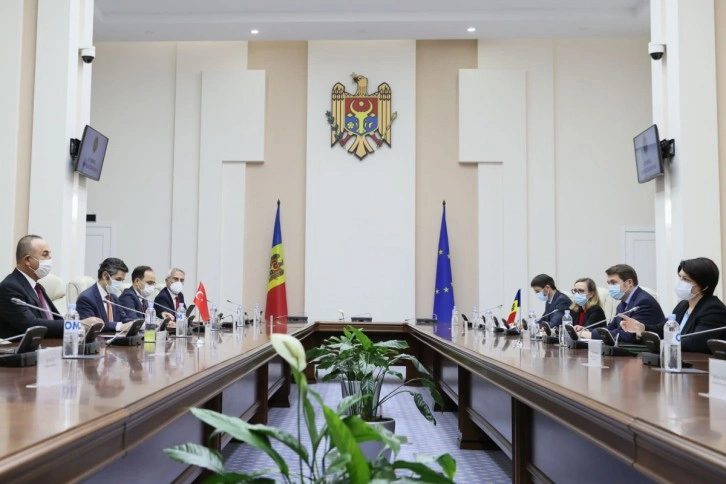 Bakan Çavuşoğlu, Moldova Başbakanı Gavrilita ile görüştü
