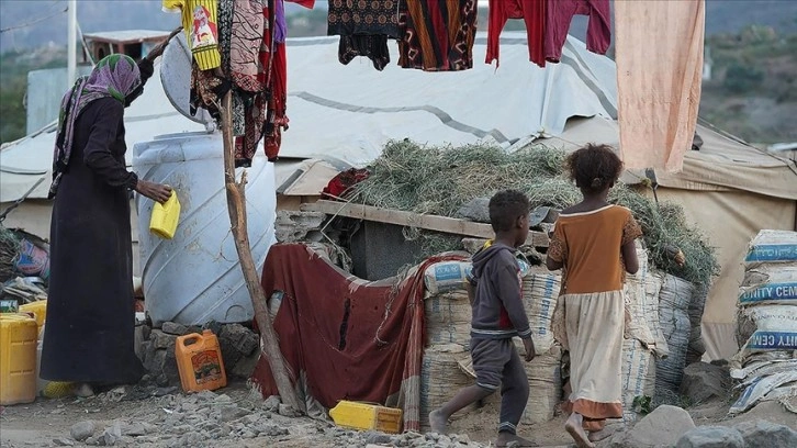 BM: Yemen'deki mülteciler besin yardımındaki ara dolayısıyla açlıkla için karşıya