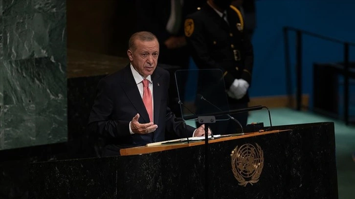 Cumhurbaşkanı Erdoğan, New York'ta mevki ve hükümet başkanlarıyla diplomatlık trafiğini sürdürdü