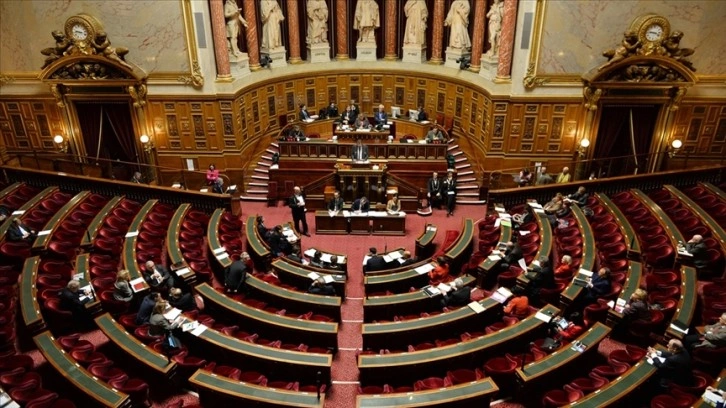 Fransız Senatosu 'Azerbaycan'a müeyyide uygulanmasını' öngören önergeyi onama etti