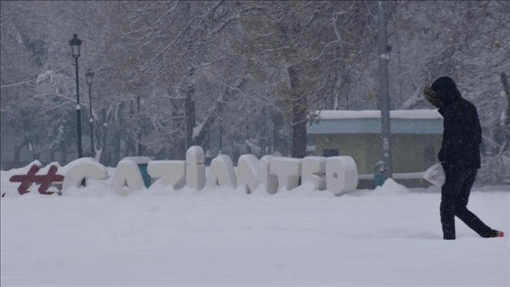 Gaziantep'te kamuda iş saatlerine kar zımnında düzenleme