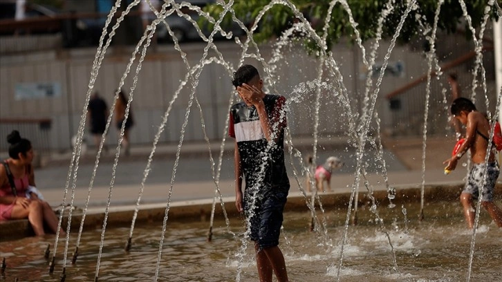 İspanya’da baş döndürücü sıcaklar minimum 500 bireyin yaşamını kaybetmesine hastalık oldu