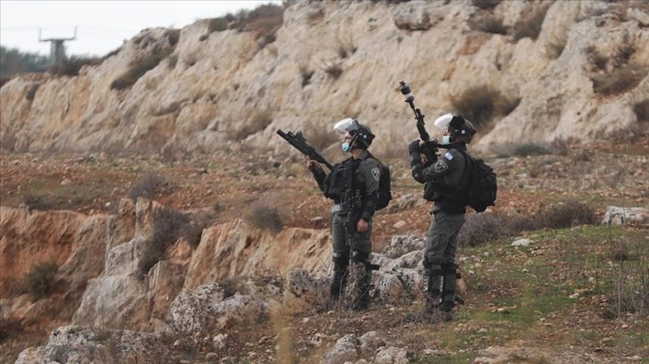 İsrail güçleri Batı Şeria'da 8'i esas mermiyle 43 Filistinliyi yaraladı