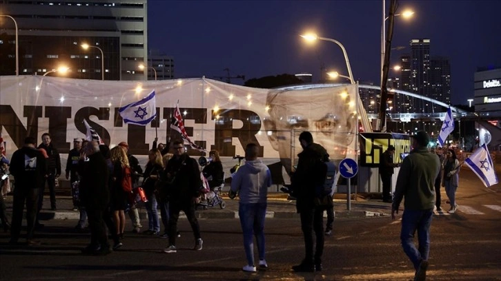 İsrail'de Netanyahu hükümetinin ilçe düzenlemesine için kitlesel protesto