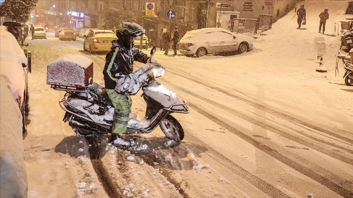 İstanbul'da motosiklet, elektrikli scooter ve motokuryeler trafiğe çıkamayacak