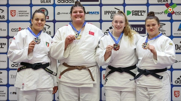 Milli judocular, Gençler Avrupa Şampiyonası'nı 3'ü değerli 7 madalya ile bir numara tamamladı
