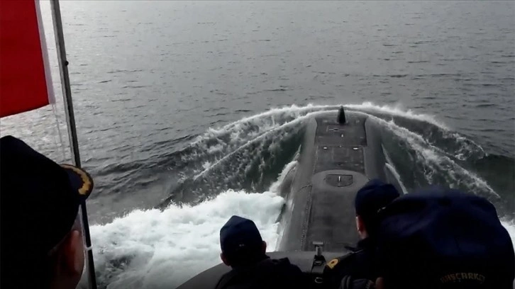 MSB Deniz Kuvvetleri Komutanlığının tahtelbahir operasyonu tatbikatı görüntülerini paylaştı