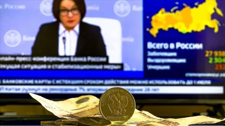 Rusya Merkez Bankası Başkanı Nabiullina: Enflasyon bizi akıbet aşama endişelendiriyor