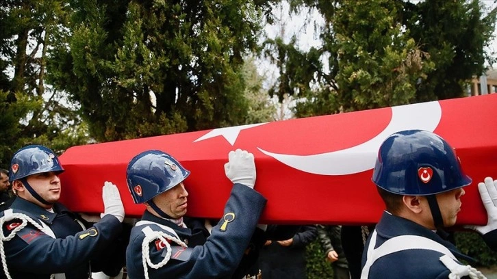 Şehit Albay Oğuzhan Adalıoğlu Eskişehir'de sonuç yolculuğuna uğurlandı