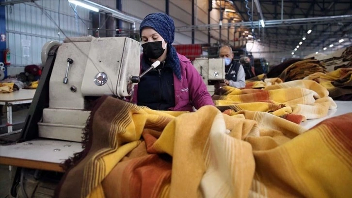 Türkiye'nin battaniye ihracatı, 2021'de eski yıla layıkıyla yüzdelik 25 artarak 60,2 milyon dola