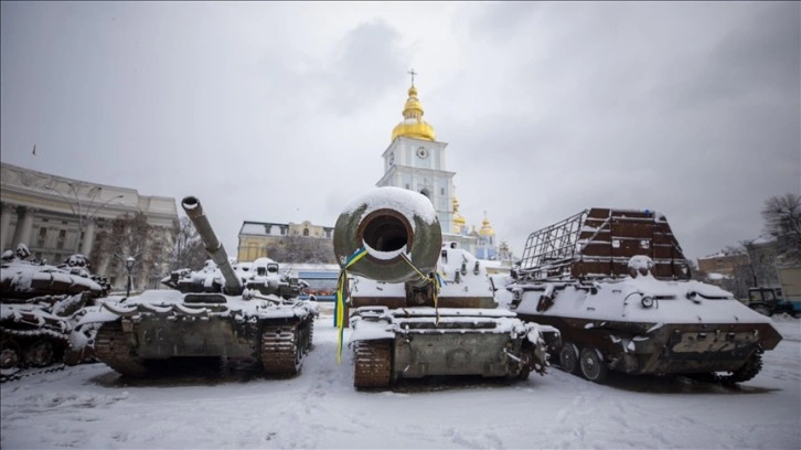Zelenskiy'den Rusya'ya birliklerini Noel'de Ukrayna'dan arka çekmesi çağrısı