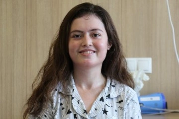 19 yaşındaki Emine Mutlu, 11 yıldır bağımlı bulunduğu oksijen cihazından, ‘organ bağışı’ ile kurtuldu