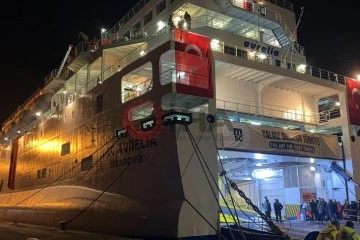 2 bin kişilik yolcu gemisi Hataylı depremzedeleri kabul etmeye başladı