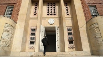 AA müzeye dönüştürülen ABD'nin emektar Tahran Büyükelçiliğini görüntüledi
