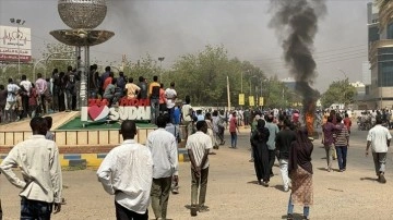 ABD, Sudan'daki çarpış girişimine tepkime adına 700 milyon dolarlık katkısı askıya aldı