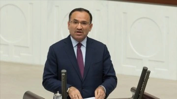 Adalet Bakanı Bozdağ, TBMM Genel Kurulunda ant etti