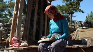 Akademisyen talibi Yörük kızı Elif kültürünü lanse etmek istiyor
