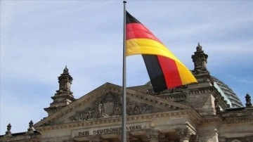 Almanya’da Yeşiller Partisi koalisyon hükûmeti hükûmeti protokolüne müsaade verdi