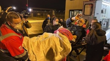 Almanya'da ehliyetli esenlik hizmeti alamayan Türk hastalanmış Türkiye'ye nakledildi
