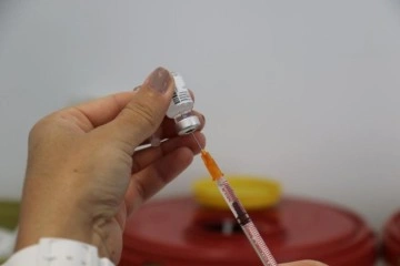 Antarktika’daki bilim insanlarına AstraZeneca aşısı