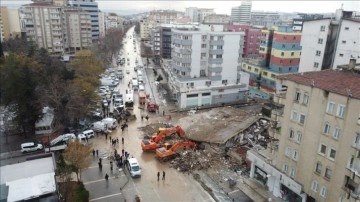 "Asrın felaketi"nden etkilenen Gaziantep'te dolgun transfer parasız başlıyor