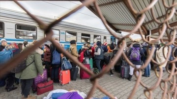 Avrupa, Ukraynalı mültecileri ağırlarken, Orta Doğululara ayrımcı tavrını sürdürüyor
