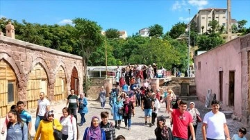 'Avrupa'daki Türkler' Kayseri'de ekin turlarıyla zamanı bölgeleri geziyor