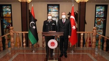 Bakan Akar, Libya Deniz Kuvvetleri Komutanı Tümamiral El Buni'yi bildirme etti
