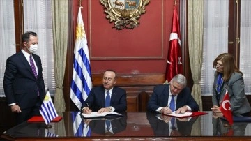 Bakan Çavuşoğlu: Uruguay ile dü parça ehemmiyetli doküman imzaladık