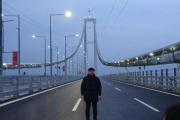 Bakan Karaismailoğlu gün doğumunda 1915 Çanakkale Köprüsü’nde yürüdü