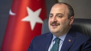 Bakan Varank'tan, 55 milyon dolarlık envestisman meydan Türk oyun firmasına tebrik