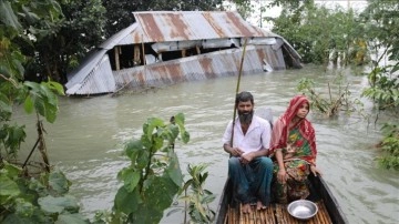 Bangladeş'te şiddetli yağışların sefer açmış olduğu sellerde ölenlerin sayısı 68’e çıktı