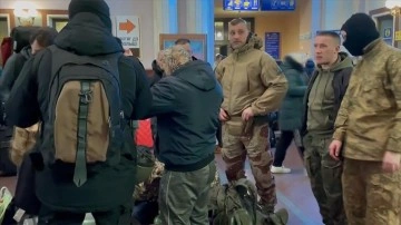 Belaruslu ecnebi savaşçılar Rusya’ya erinç savaşım düşüncesince Lviv’den yola çıktı