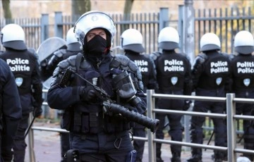 Belçika polisi, bindirim isteğiyle meydana getirdiği eylemi 1 haftadır sürdürüyor