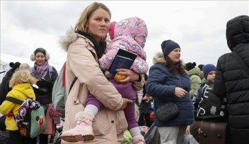 BM Mülteciler Yüksek Komiseri Grandi: 1,5 milyondan aşkın mülteci Ukrayna'dan bitişik devletlere ge