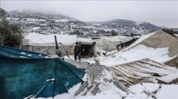 BM: Suriye'nin kuzeybatısında kestirmece 1000 çadır kar yağışı zımnında çöktü