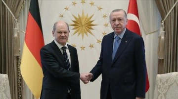 CANLI: Cumhurbaşkanı Erdoğan ile Almanya Şansölyesi Scholz eş matbuat toplantısı düzenliyor