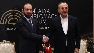 Çavuşoğlu'ndan Ermenistan Dışişleri Bakanı Mirzoyan'a teşekkür