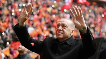 "Çırpınırdı Karadeniz" şarkısı Cumhurbaşkanı Erdoğan düşüncesince baştan uyarlandı