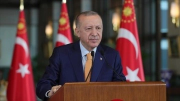 Cumhurbaşkanı Erdoğan: 15 Temmuz ruhunu yaşatacak, Türkiye aşkına muttasıl çalışmaya bitmeme edeceğiz