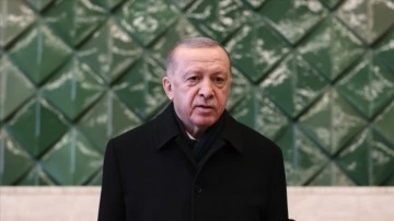 Cumhurbaşkanı Erdoğan, cuma namazını Hazreti Ali Camisi'nde kıldı