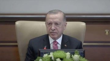 Cumhurbaşkanı Erdoğan: Kapalı mekanlardaki peçe istimal zorunluluğu yalnızca kaldırılmıştır