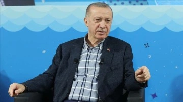 Cumhurbaşkanı Erdoğan, keyif durumuyla ilgilendiren gençleri bilgilendirdi