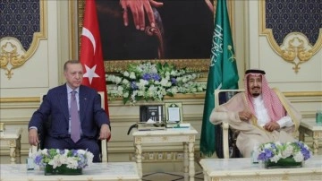 Cumhurbaşkanı Erdoğan, Suudi Arabistan Kralı Selman ile ortak araya geldi