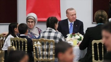 Cumhurbaşkanı Erdoğan 'Yetim Çocuklarla İftar Programı'a katıldı