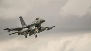 Defense News: ABD Kongresi, Ukrayna sonrası Türkiye'ye F-16 satışına müspet bakıyor