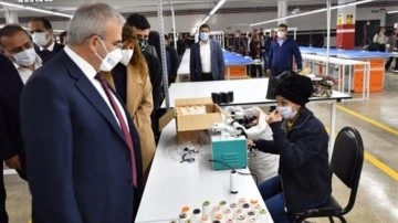 Diyarbakır'da 600 ferdin istihdam edileceği tekstil fabrikasının açılışı yapıldı