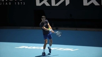 Djokovic, Avustralya vizesinin iptali sonra geçmiş el matbuat uğrunda çalıştı