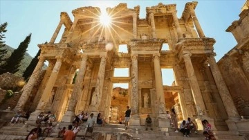 Efes Antik Kenti 10 ayda kısaca 1 milyon 650 bin ziyaretçi ağırladı